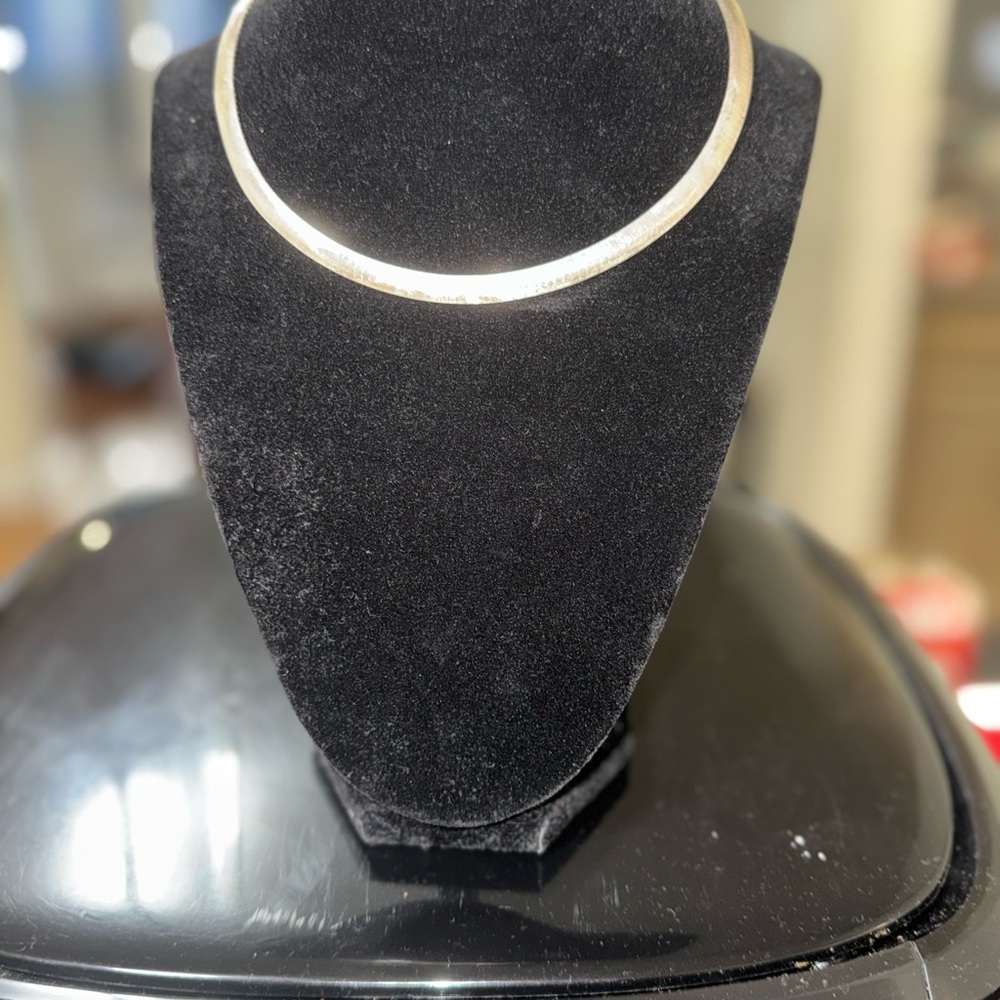Elegant Silver Choker Necklace 925 miler